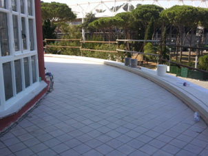 Impermeabilizzazioni terrazzo con Poligum o Lux - Lavoro finito con mattonelle